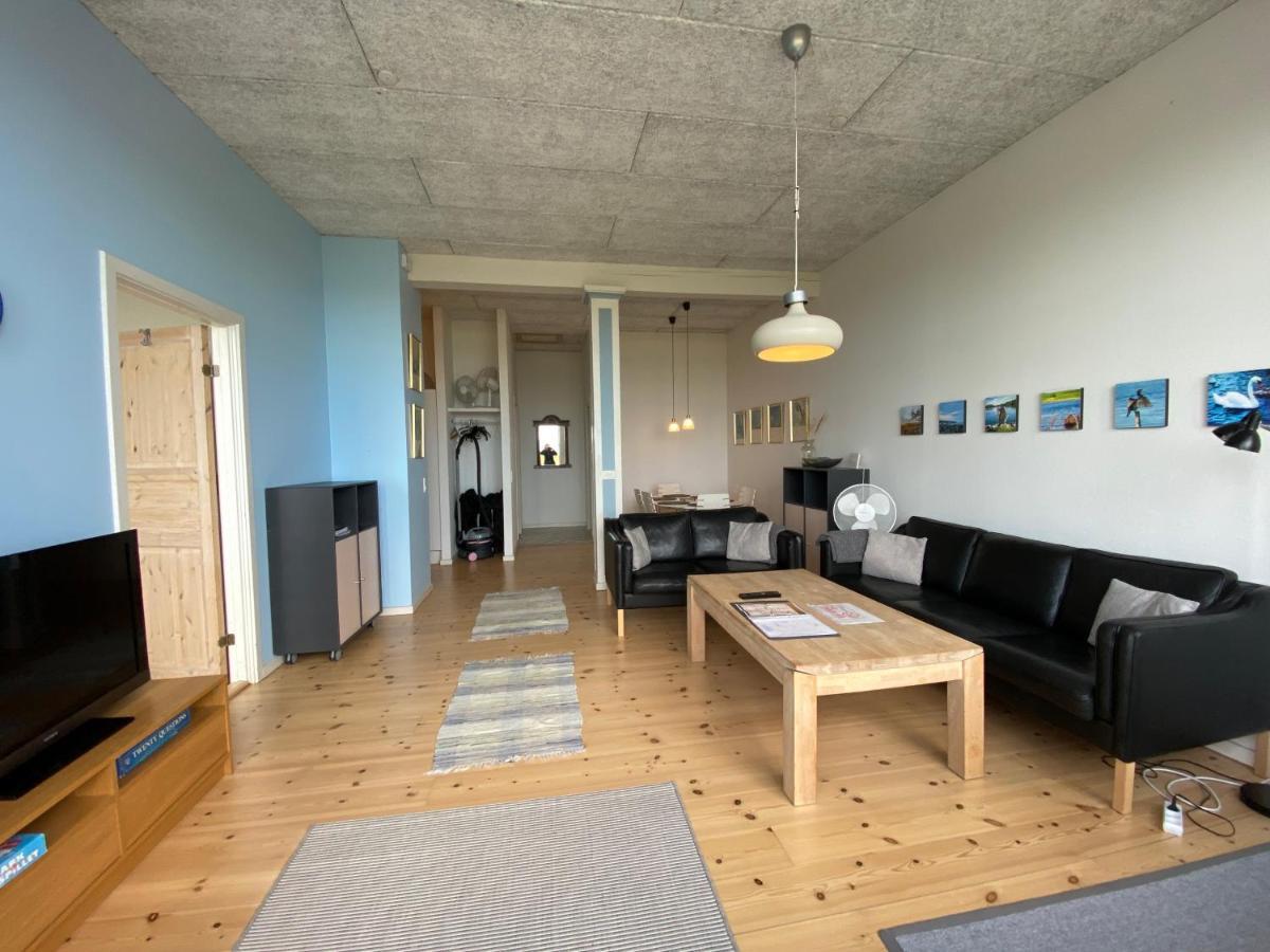 Skaerven Beachfront Apartments And Cottage Nyborg Buitenkant foto